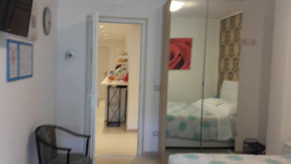 كاساماسيما Le Tre Rose Bed & Breakfast المظهر الخارجي الصورة