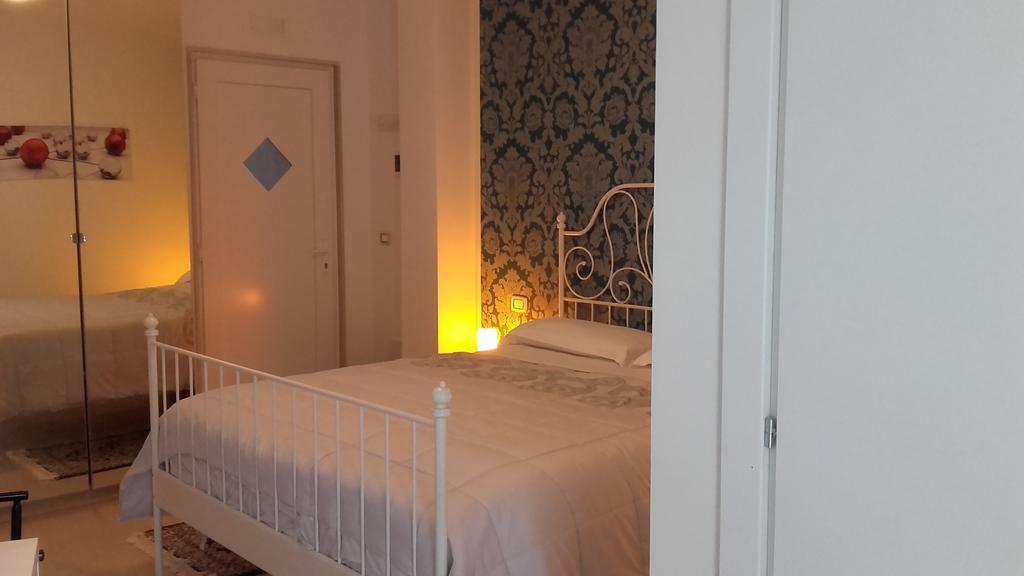 كاساماسيما Le Tre Rose Bed & Breakfast المظهر الخارجي الصورة