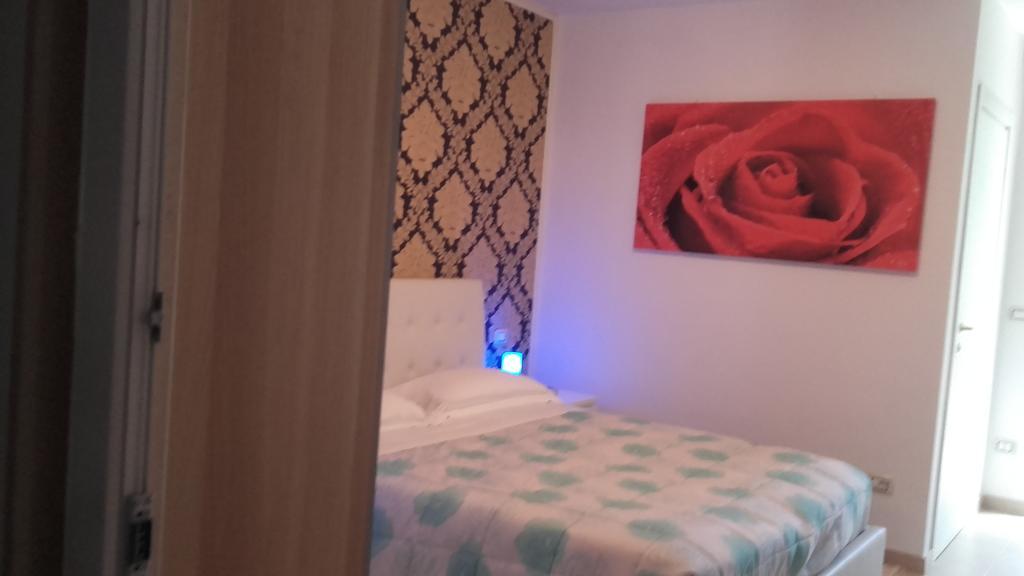 كاساماسيما Le Tre Rose Bed & Breakfast المظهر الخارجي الصورة