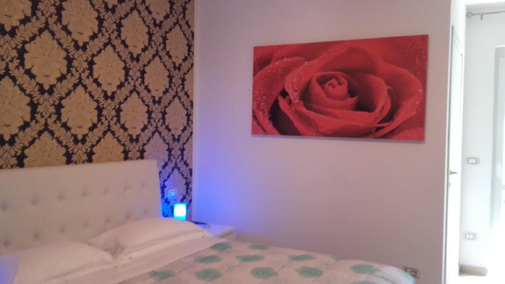 كاساماسيما Le Tre Rose Bed & Breakfast المظهر الخارجي الصورة