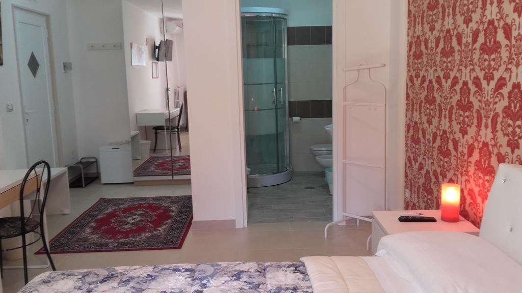 كاساماسيما Le Tre Rose Bed & Breakfast المظهر الخارجي الصورة