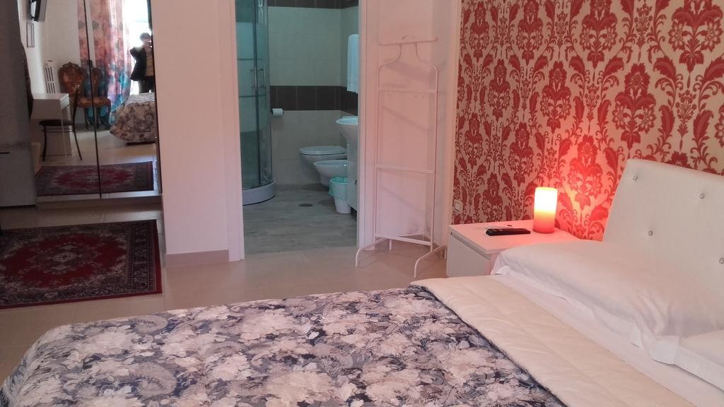 كاساماسيما Le Tre Rose Bed & Breakfast المظهر الخارجي الصورة